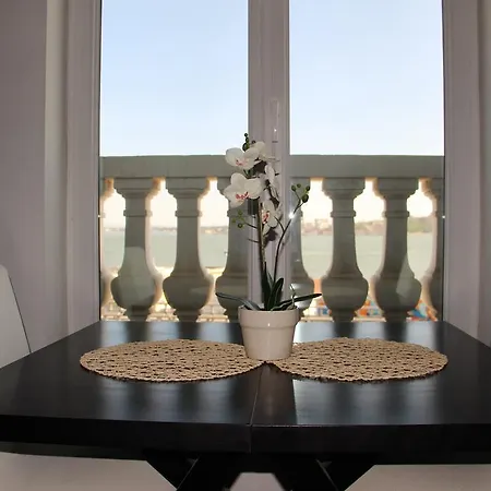 Santos River Apartments Lisbon Lissabon